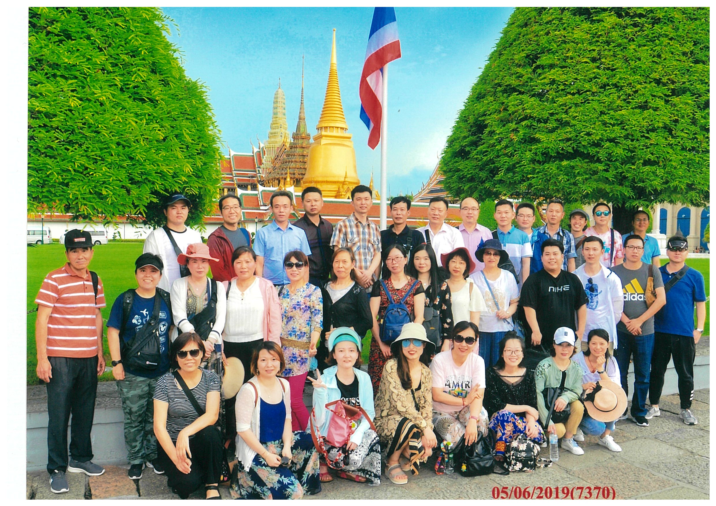 蜜桃传奇媒体mv视频7