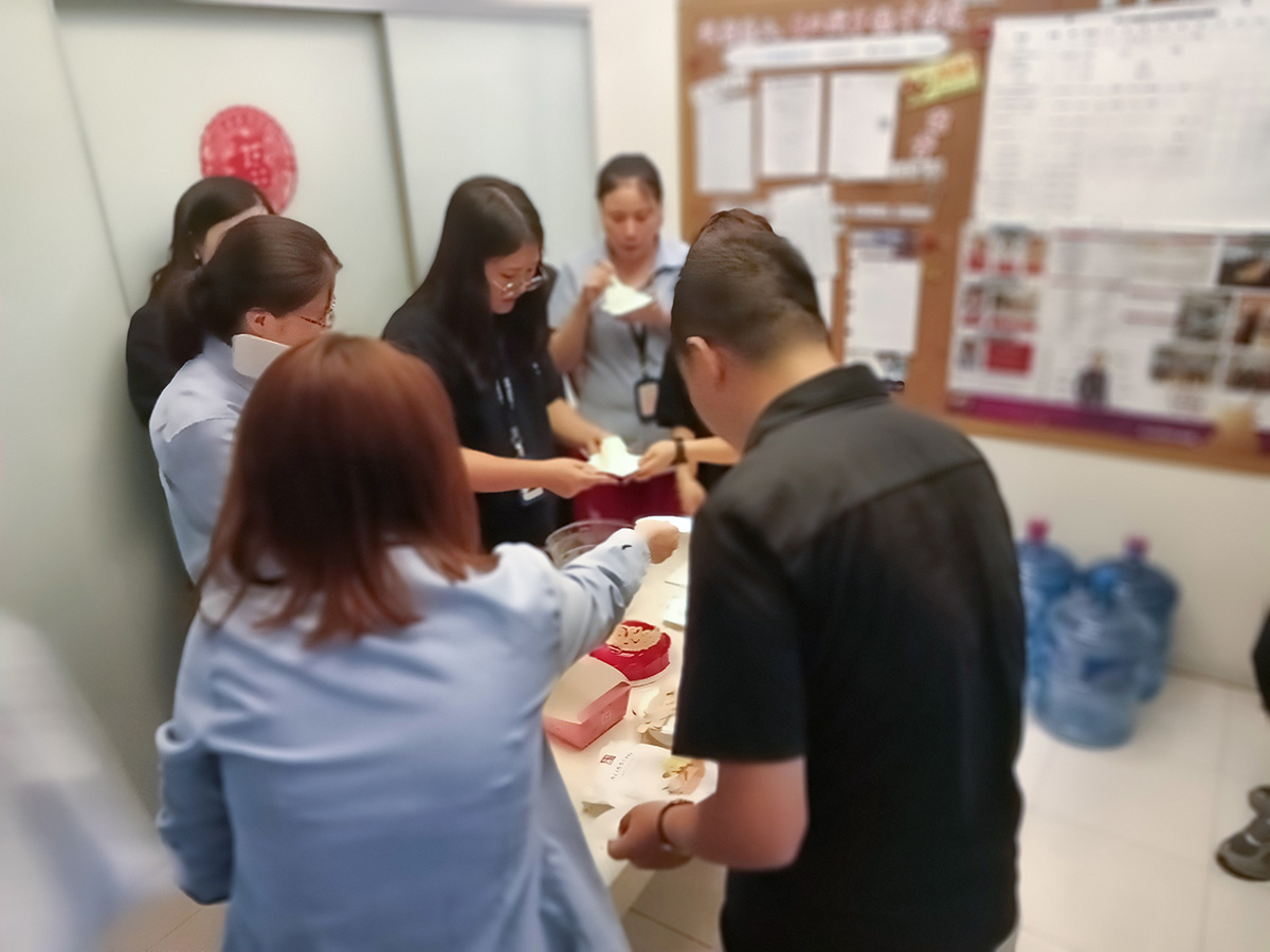 蜜桃传奇媒体mv视频7