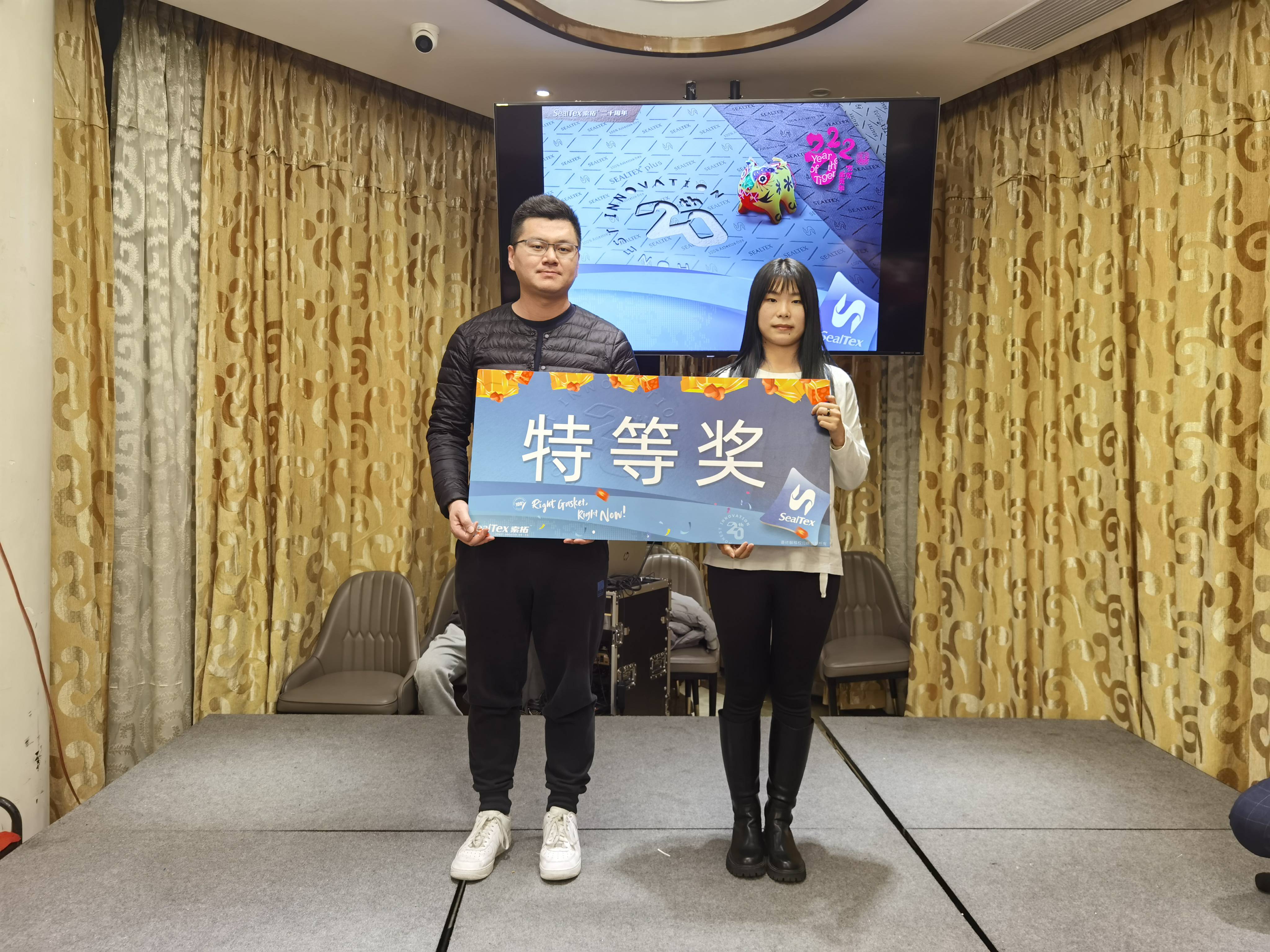 蜜桃传奇媒体mv视频7