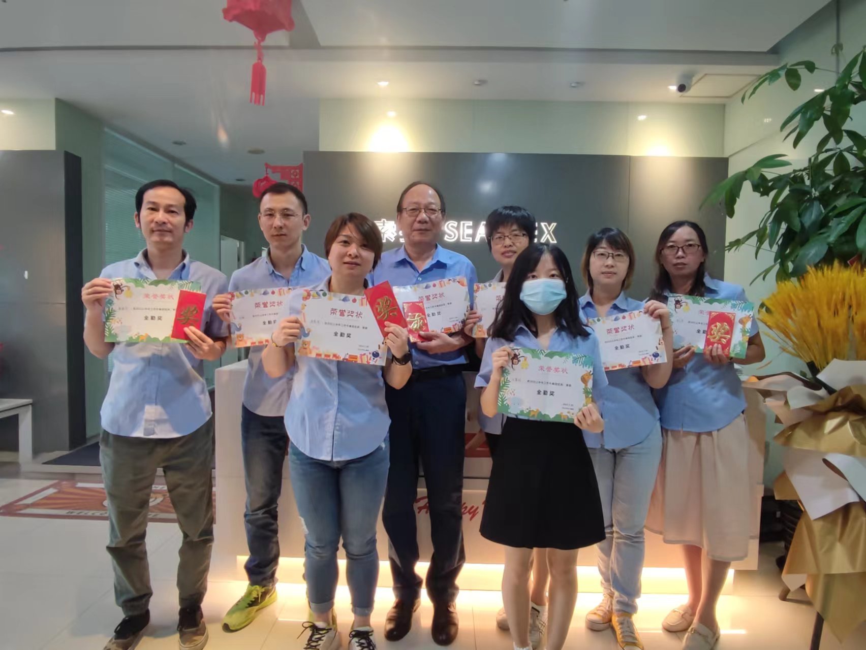 蜜桃传奇媒体mv视频7