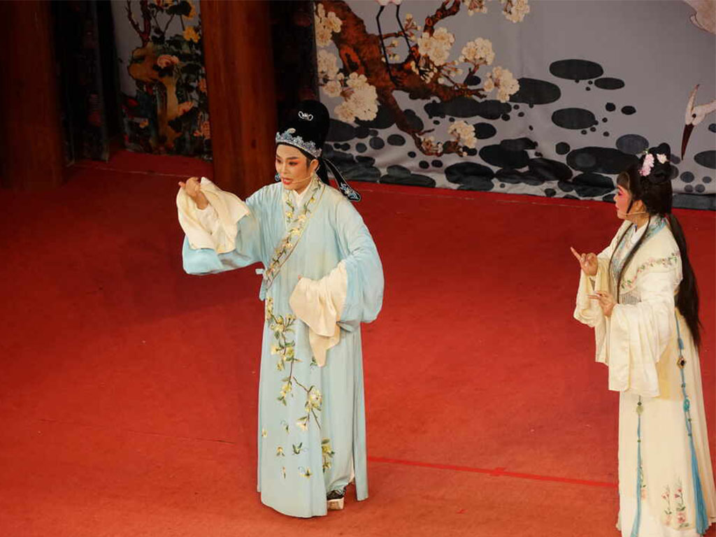 蜜桃传奇媒体mv视频7