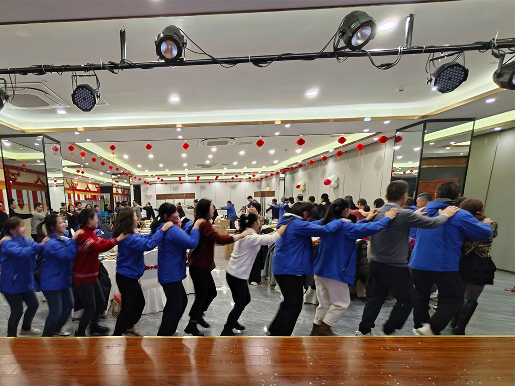 蜜桃传奇媒体mv视频7